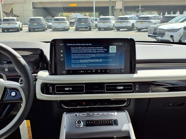New 2026 Lincoln Aviator 2WD image 12