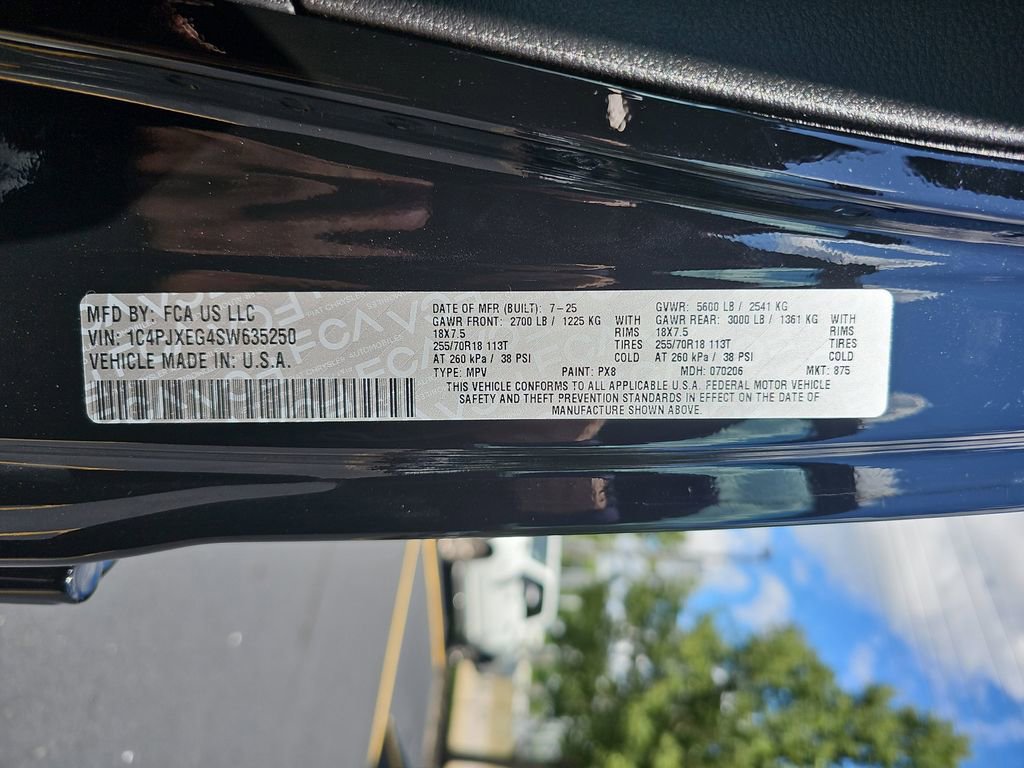 New 2025 Jeep Wrangler Sahara image 34