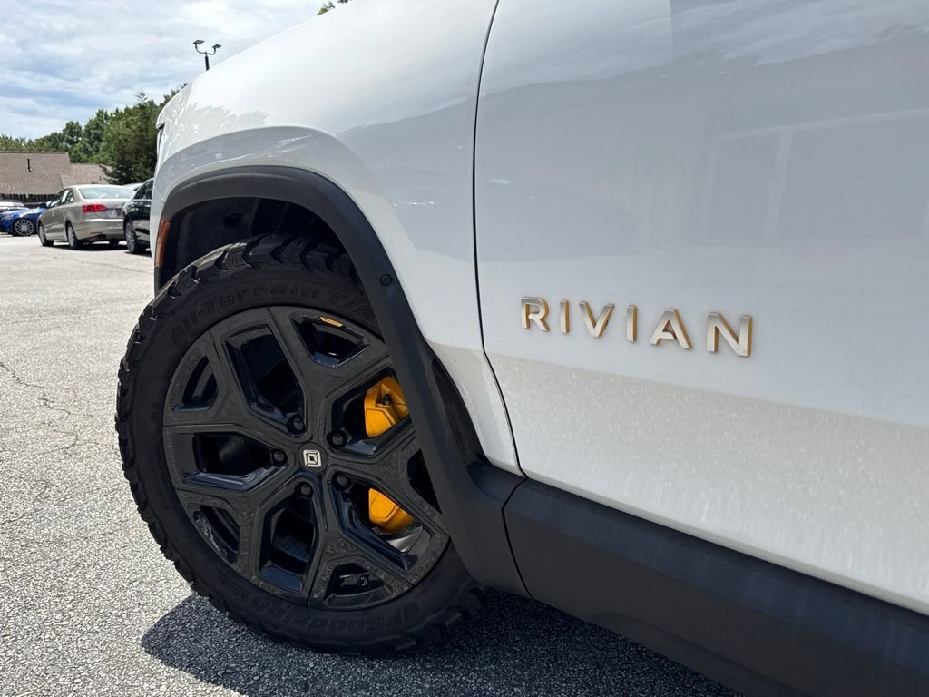 Used 2024 Rivian R1S Adventure AWD/4WD image 12