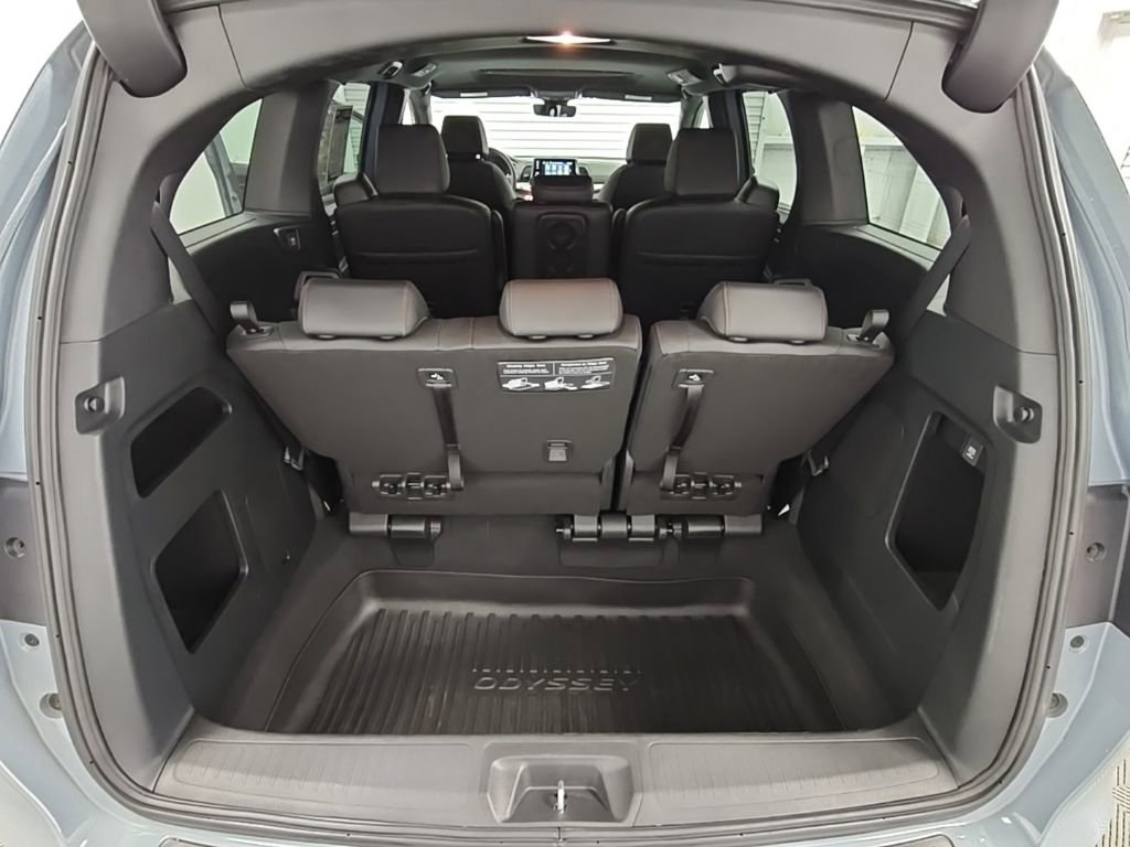 Used 2023 Honda Odyssey Sport image 32