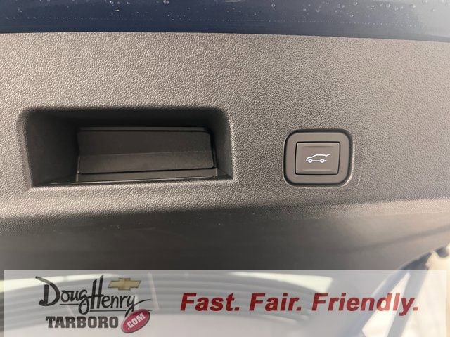 New 2026 Chevrolet Traverse LT w/ Driver Confidence Package FWD image 37