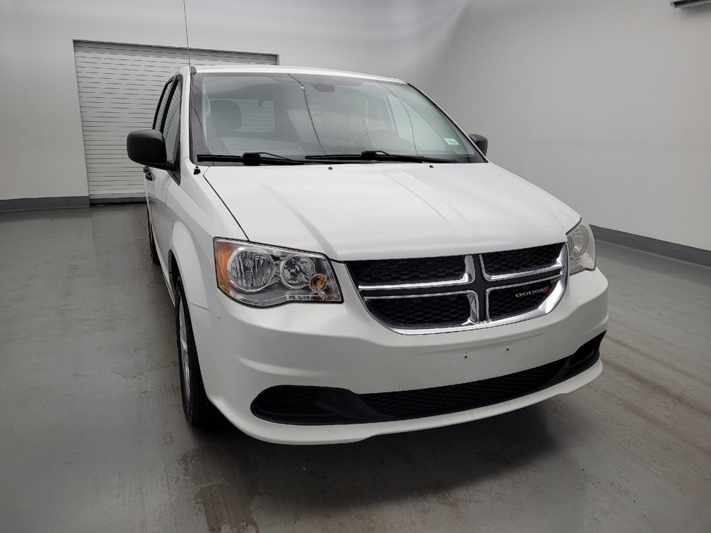 Used 2019 Dodge Grand Caravan SE FWD image 14