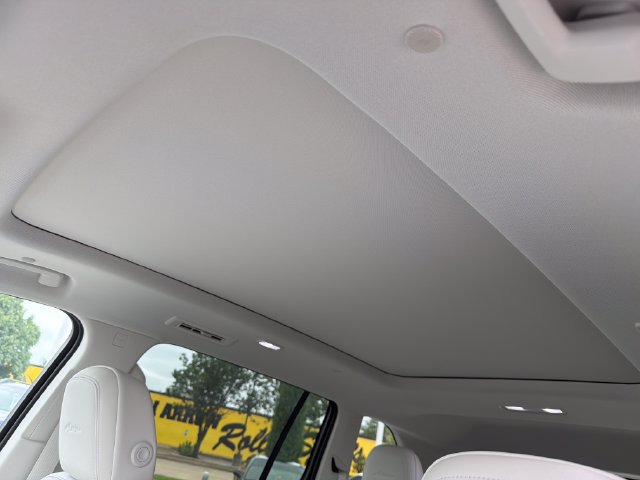 New 2027 Buick Enclave Avenir FWD image 15