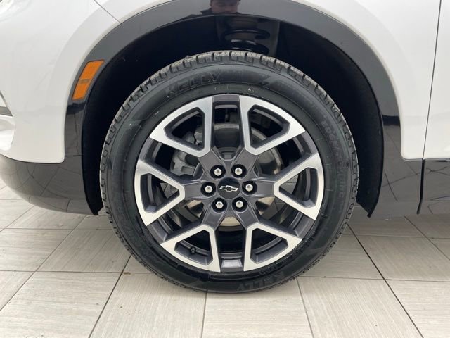 Certified 2023 Chevrolet Blazer RS w/ Enhanced Convenience Package image 6