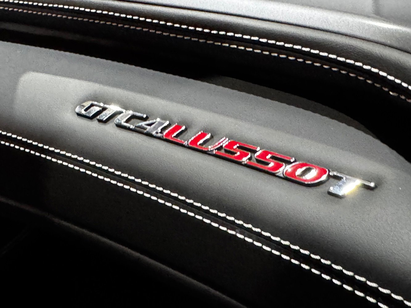 Used 2019 Ferrari GTC4Lusso T RWD image 38