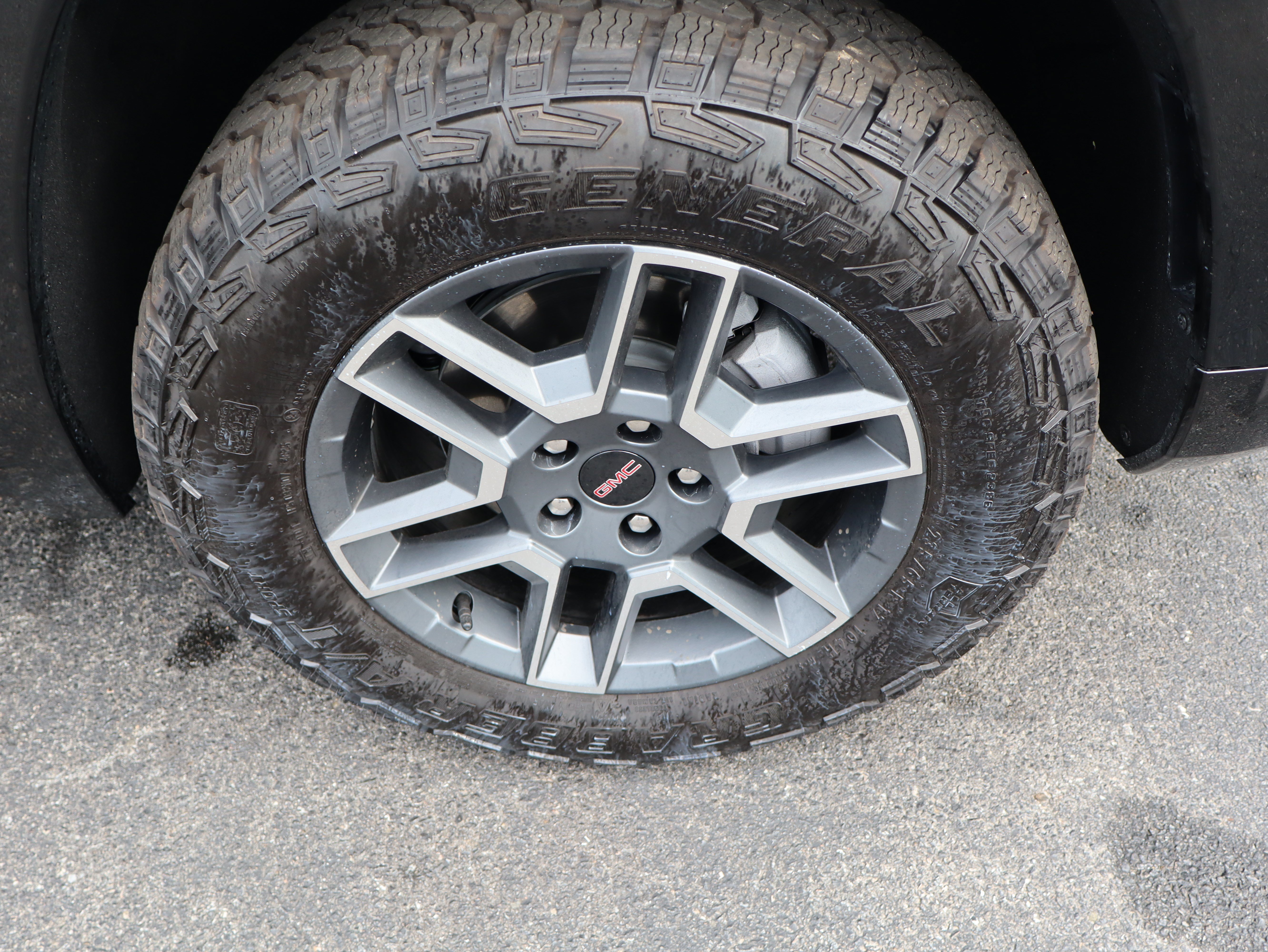 Used 2026 GMC Terrain AT4 w/ Convenience Package III AWD/4WD image 13