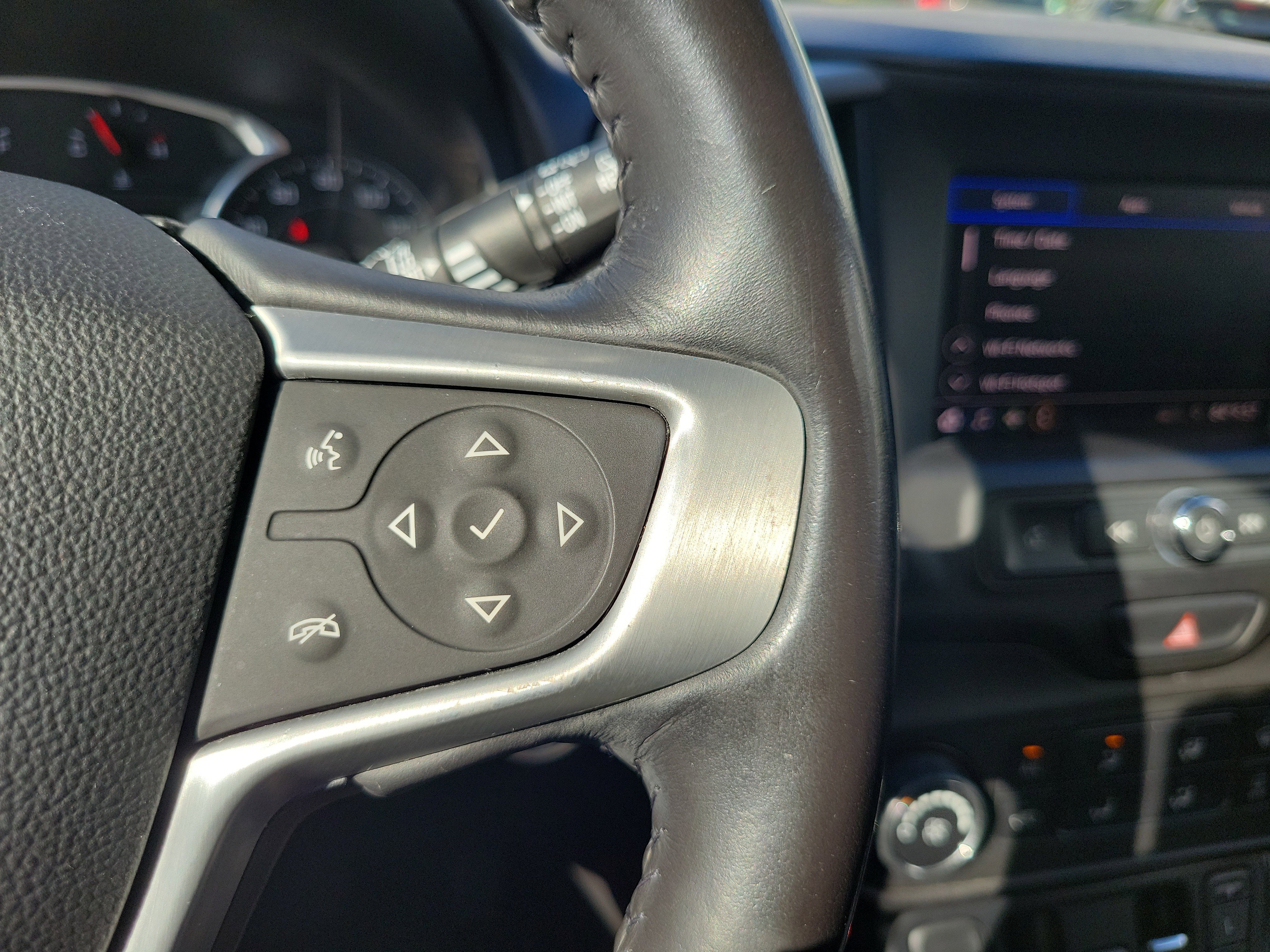 Used 2020 GMC Terrain SLE image 18