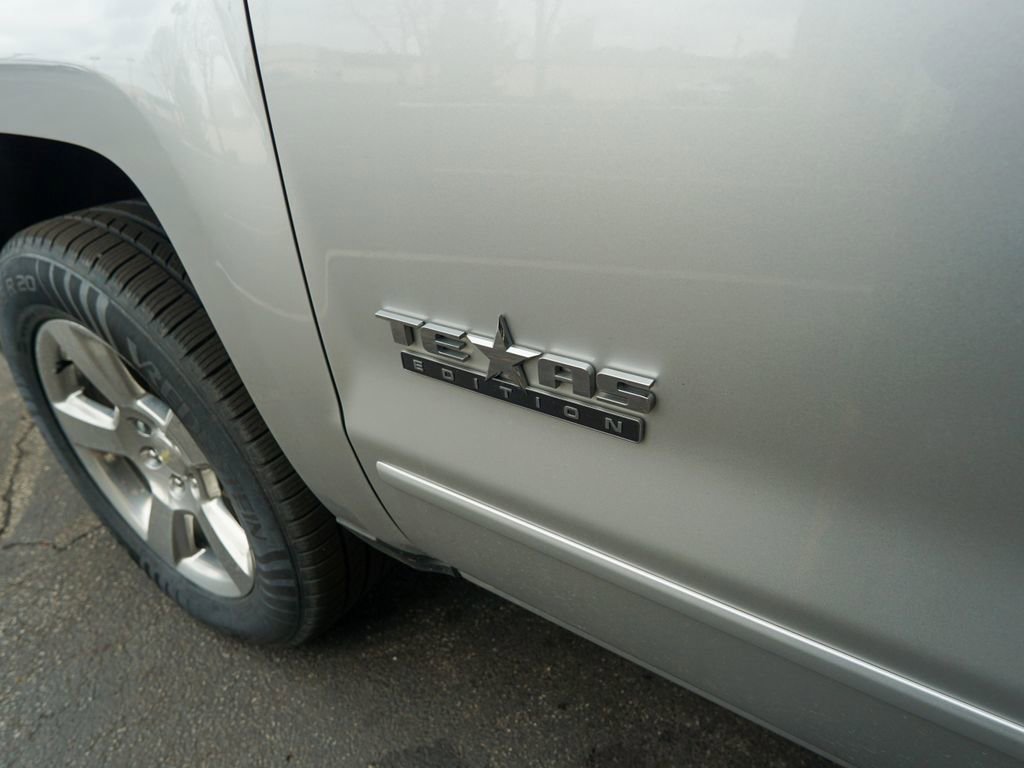 Used 2018 Chevrolet Silverado 1500 LT w/ Texas Edition image 8