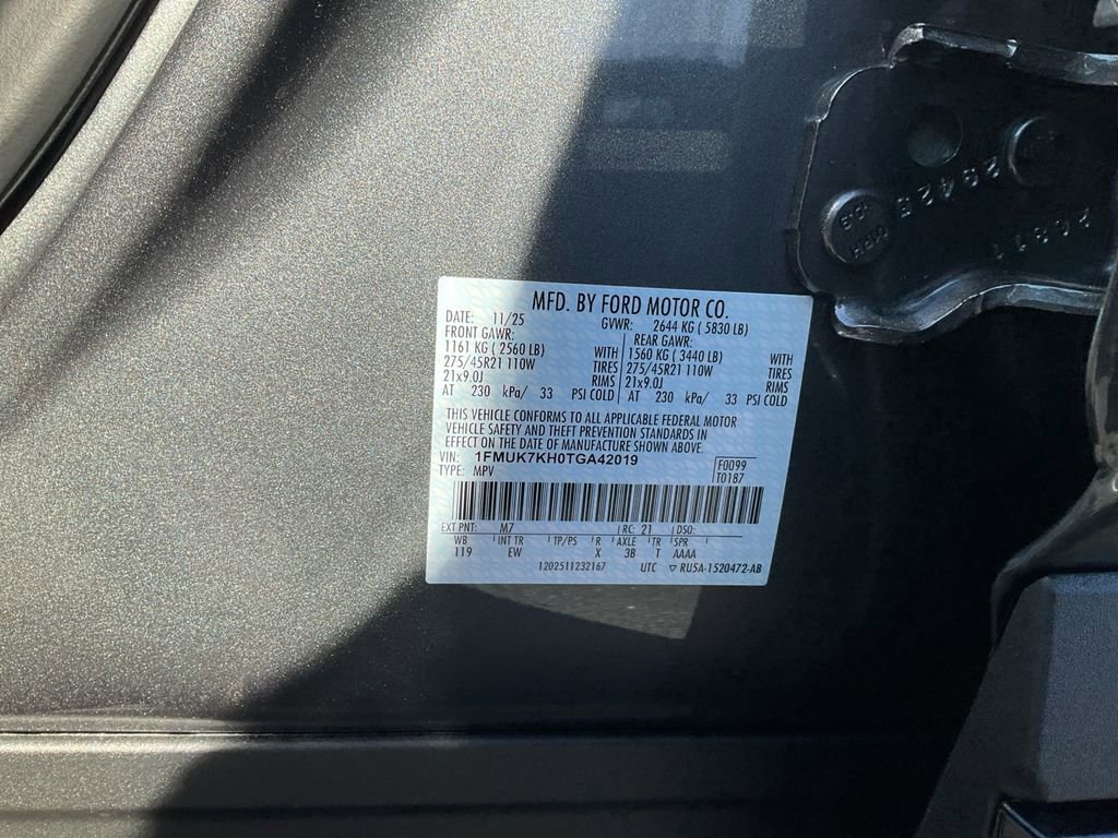 New 2026 Ford Explorer ST-Line w/ ST-Line Street Pack image 18