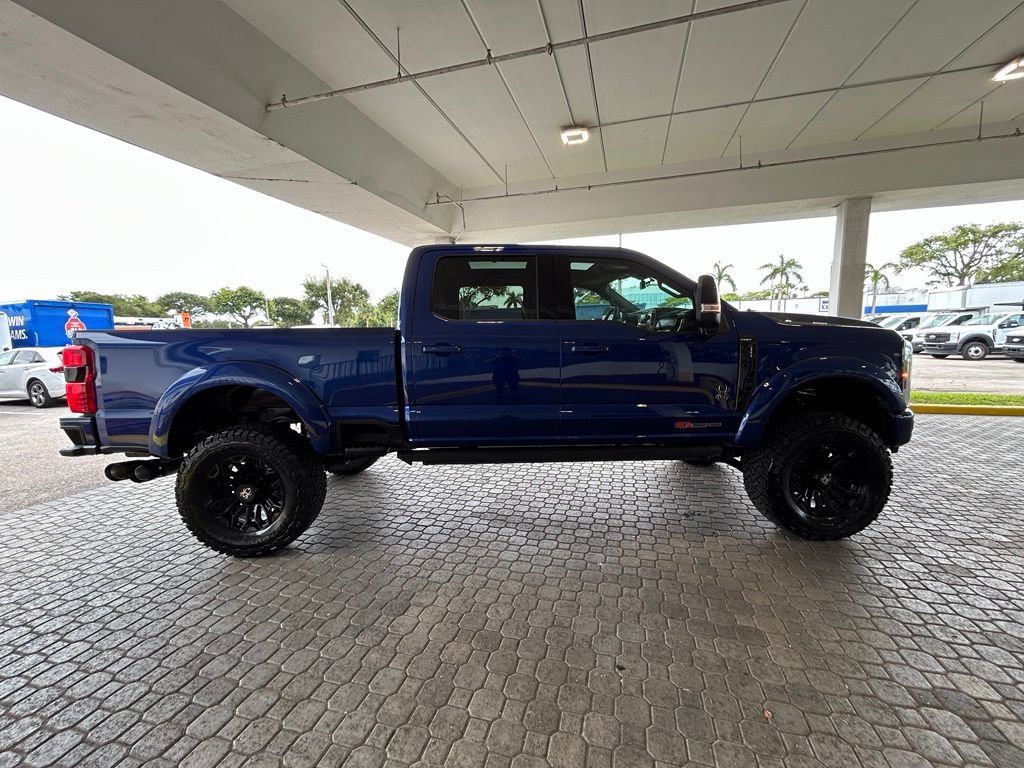 New 2026 Ford F250 Lariat w/ Black Appearance Package AWD/4WD image 3