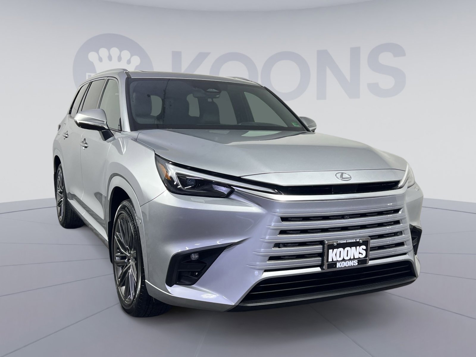 Used 2026 Lexus TX 550h AWD Plug-In Hybrid image 10