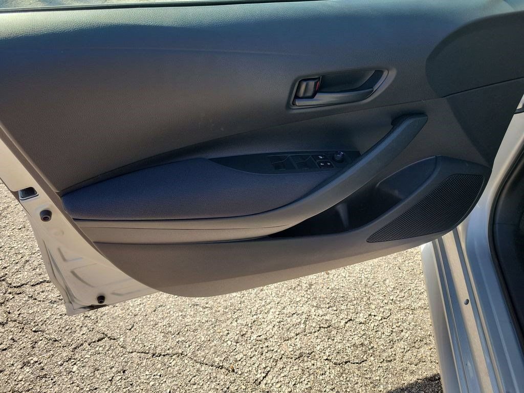 Certified 2022 Toyota Corolla LE FWD image 19