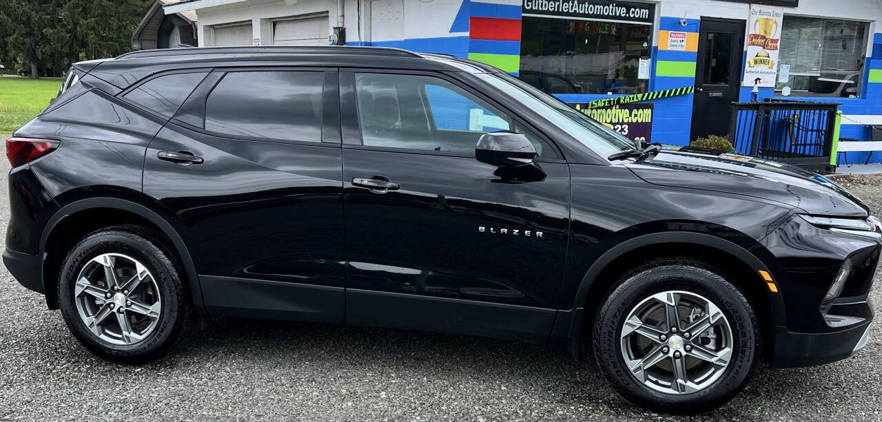 Used 2024 Chevrolet Blazer LT w/ Convenience Package FWD image 4