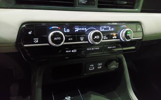 Certified 2024 Honda Pilot EX-L image 19