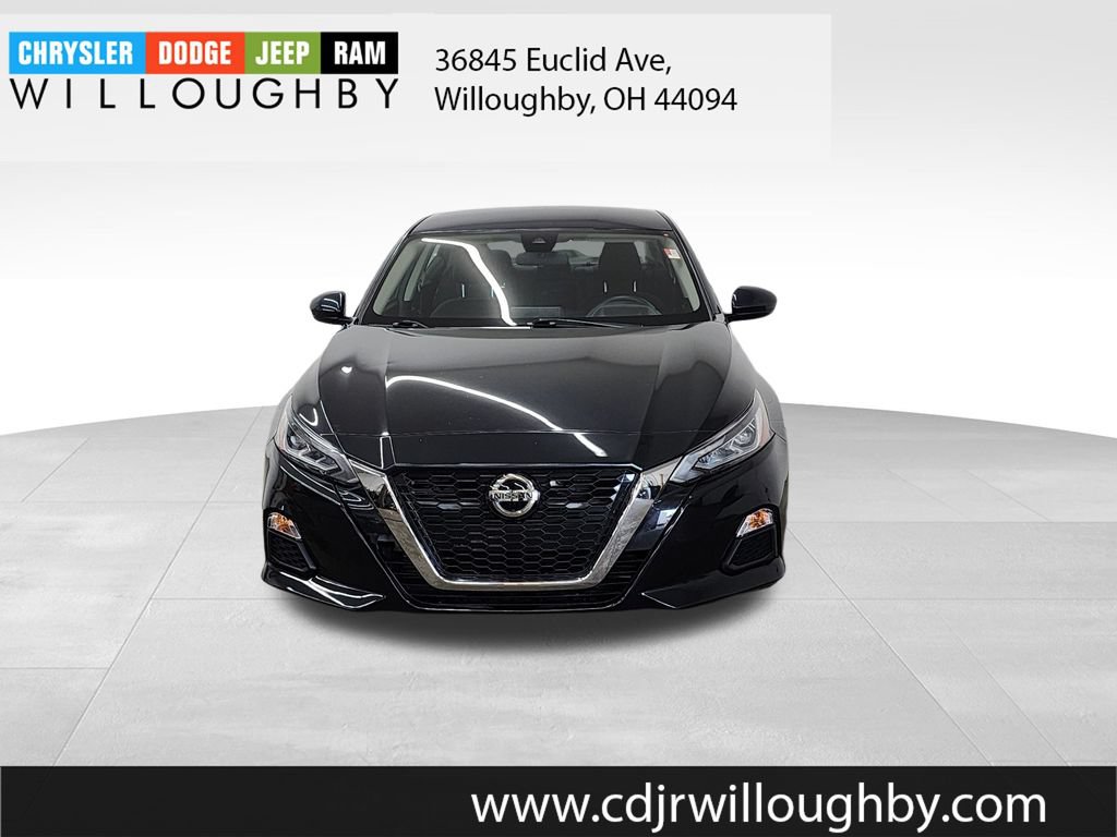 Used 2022 Nissan Altima 2.5 SV FWD image 2