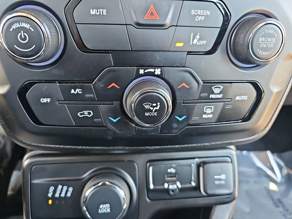 Used 2021 Jeep Renegade Sport w/ Sport Appearance Group image 20