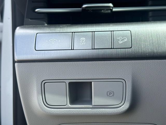 New 2026 Hyundai Kona SEL Premium image 24