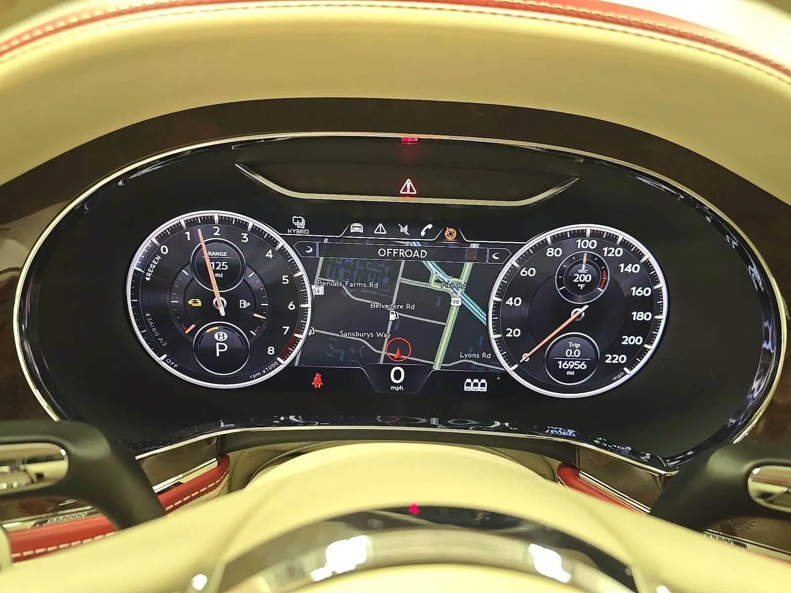 Used 2022 Bentley Flying Spur Plug-In Hybrid AWD/4WD image 7