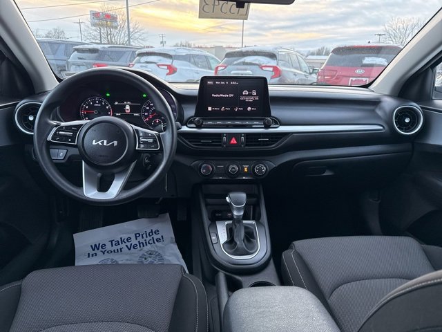 Used 2023 Kia Forte LXS image 33