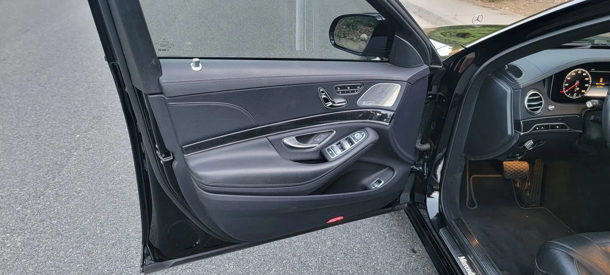 Used 2020 Mercedes-Benz S 560 Sedan image 26