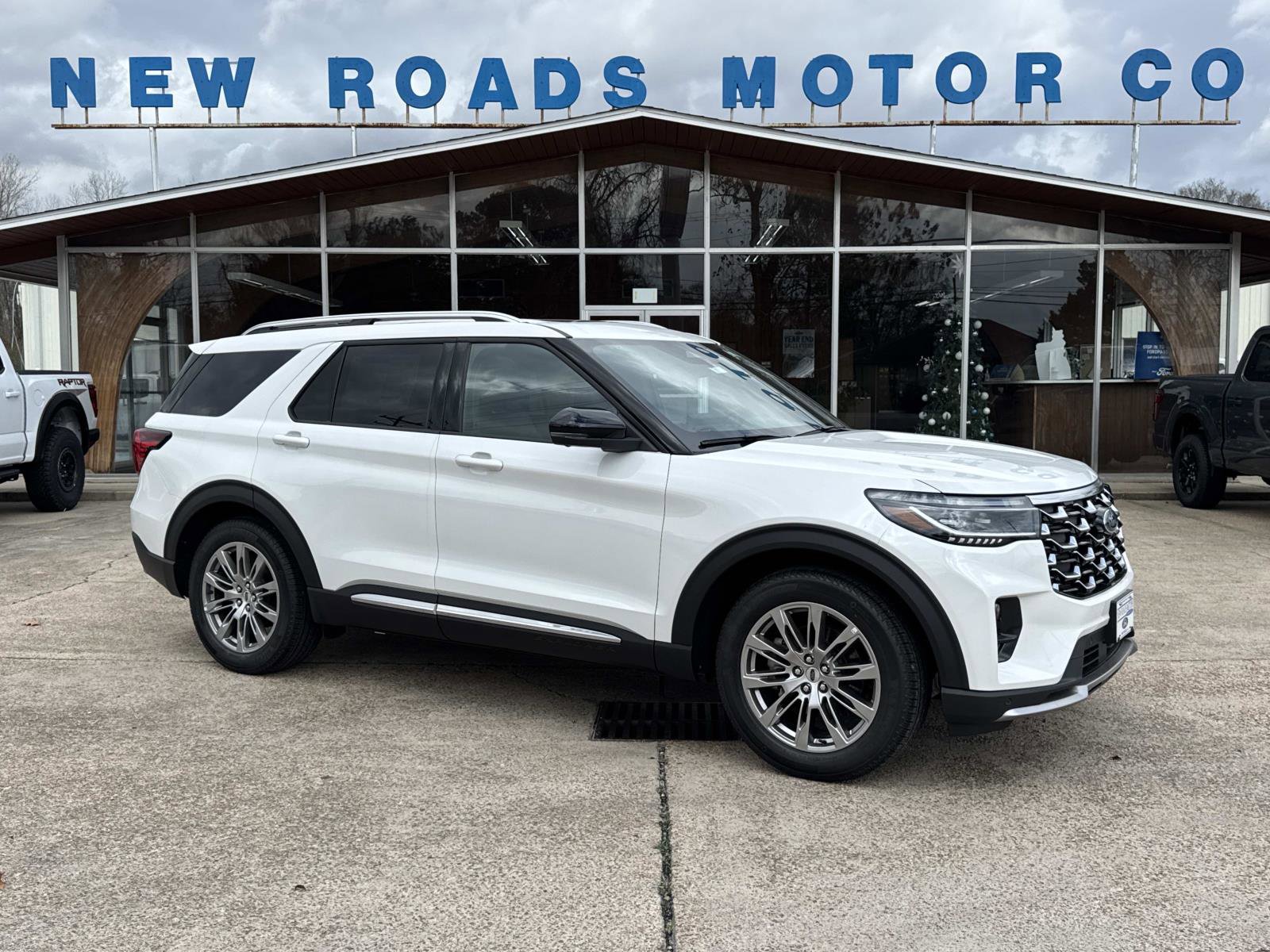 New 2026 Ford Explorer Platinum