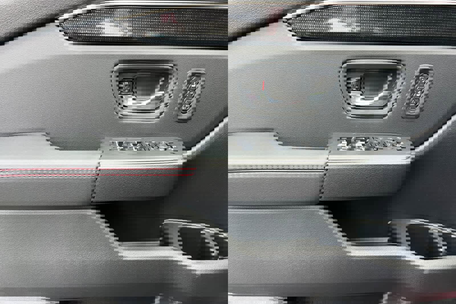 New 2025 Honda Pilot Black Edition image 14