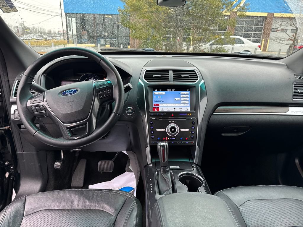 Used 2017 Ford Explorer Limited w/ Equipment Group 301A image 18