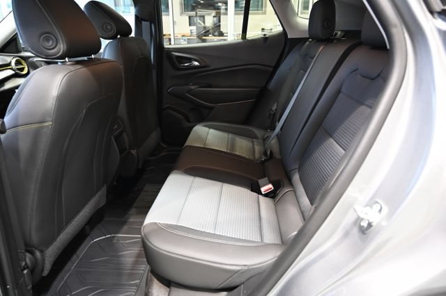 New 2026 Chevrolet Trax LT w/ Driver Confidence Package FWD image 11