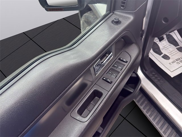 Used 2013 Ford F150 FX4 w/ Mid Equipment Group image 38