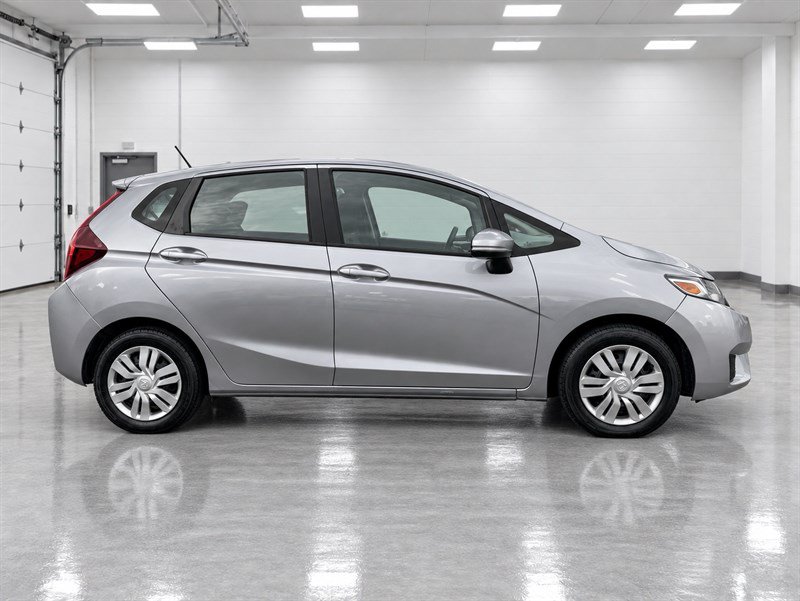 Used 2017 Honda Fit LX image 3