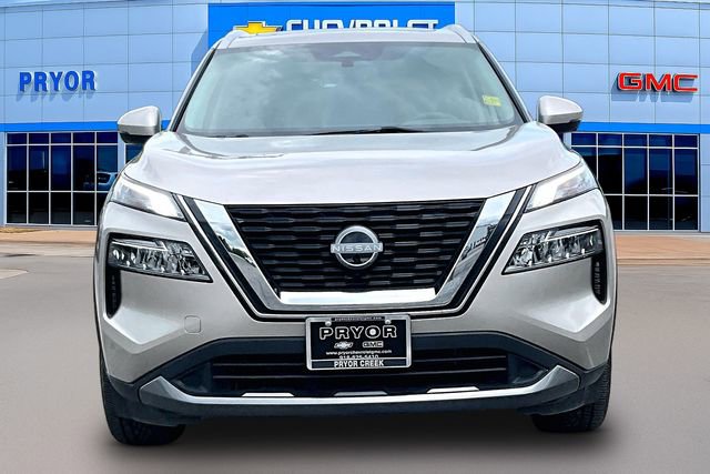 Used 2023 Nissan Rogue SL AWD/4WD image 2