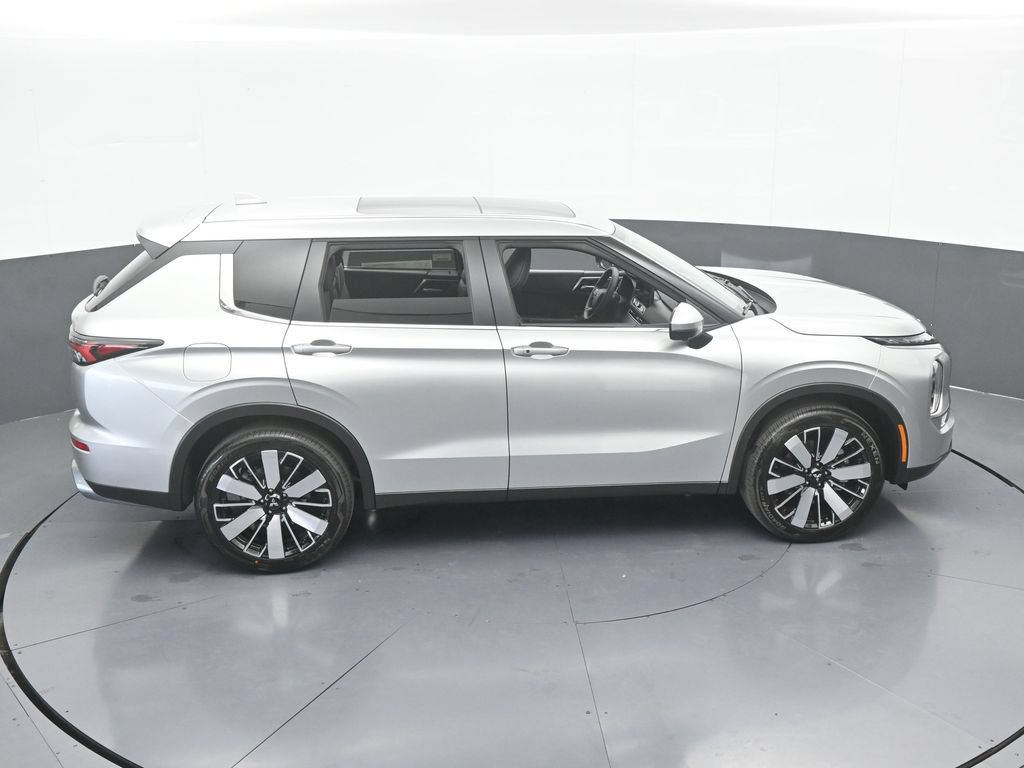 New 2026 Mitsubishi Outlander SE FWD image 60