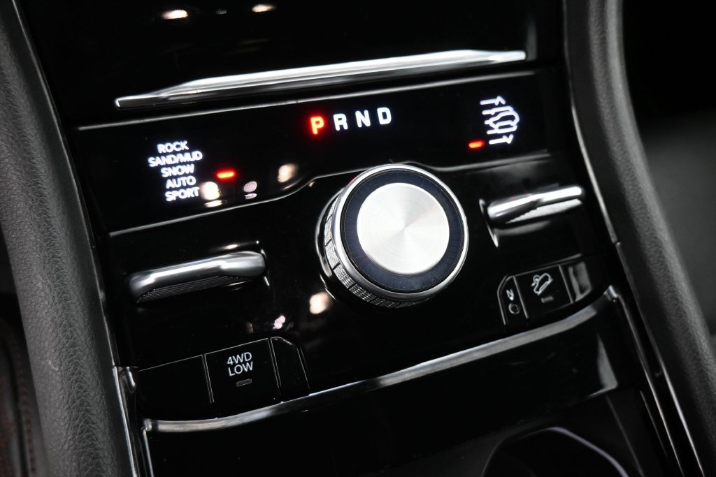 Used 2023 Jeep Grand Cherokee L Summit w/ High Altitude Package AWD/4WD image 22