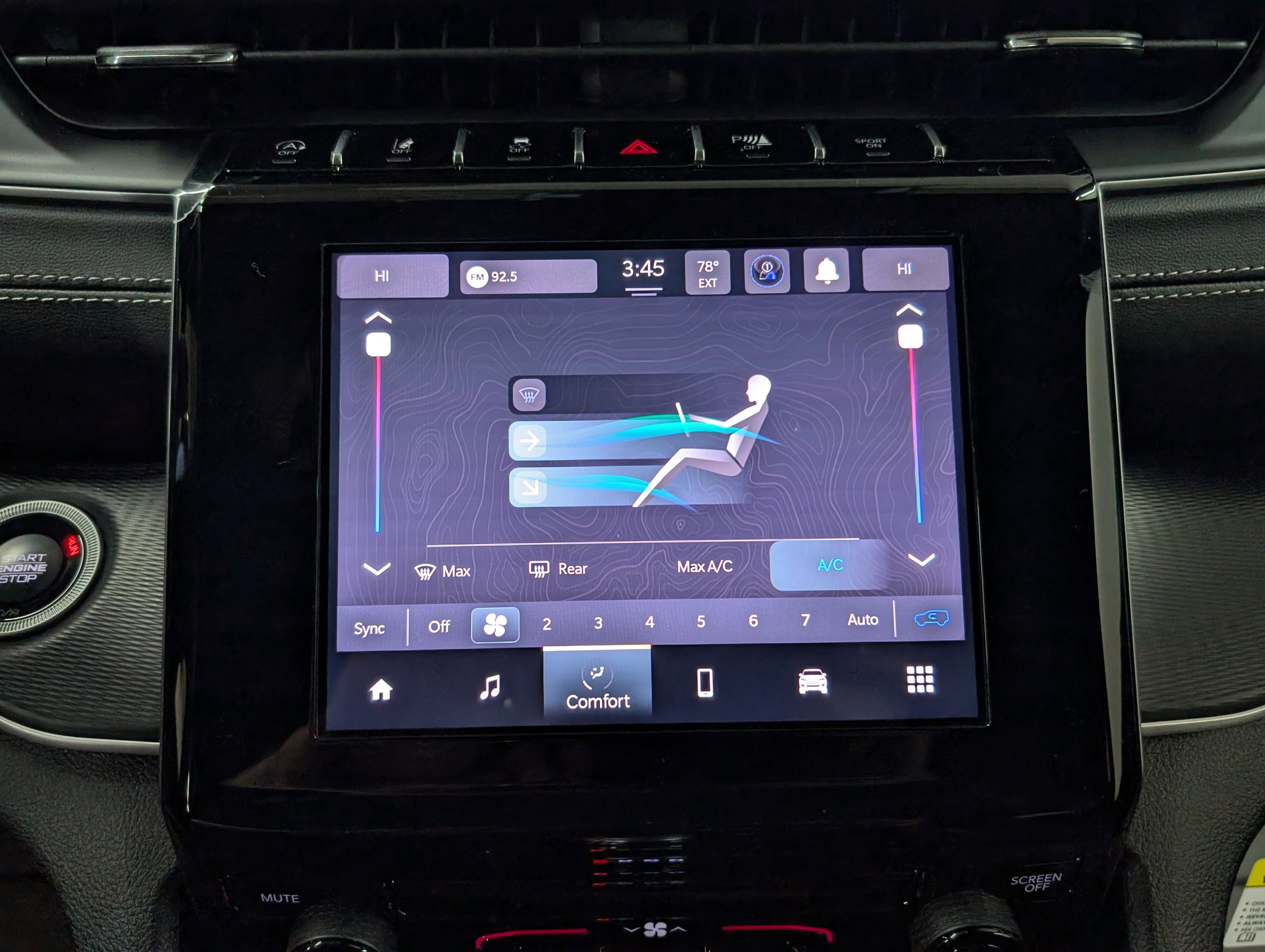 New 2025 Jeep Grand Cherokee Laredo X w/ Trailer Tow Package image 22