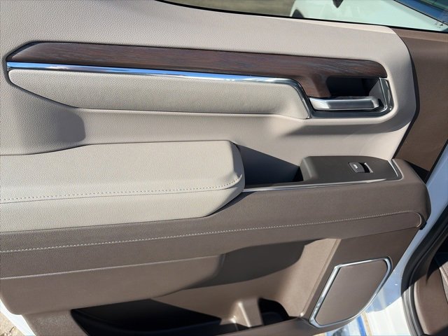 New 2026 GMC Sierra 1500 SLT image 12