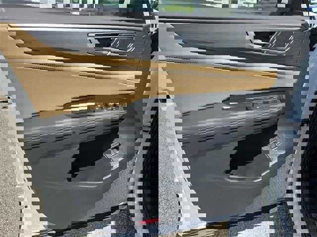 New 2026 Volkswagen Atlas Cross Sport SE image 16