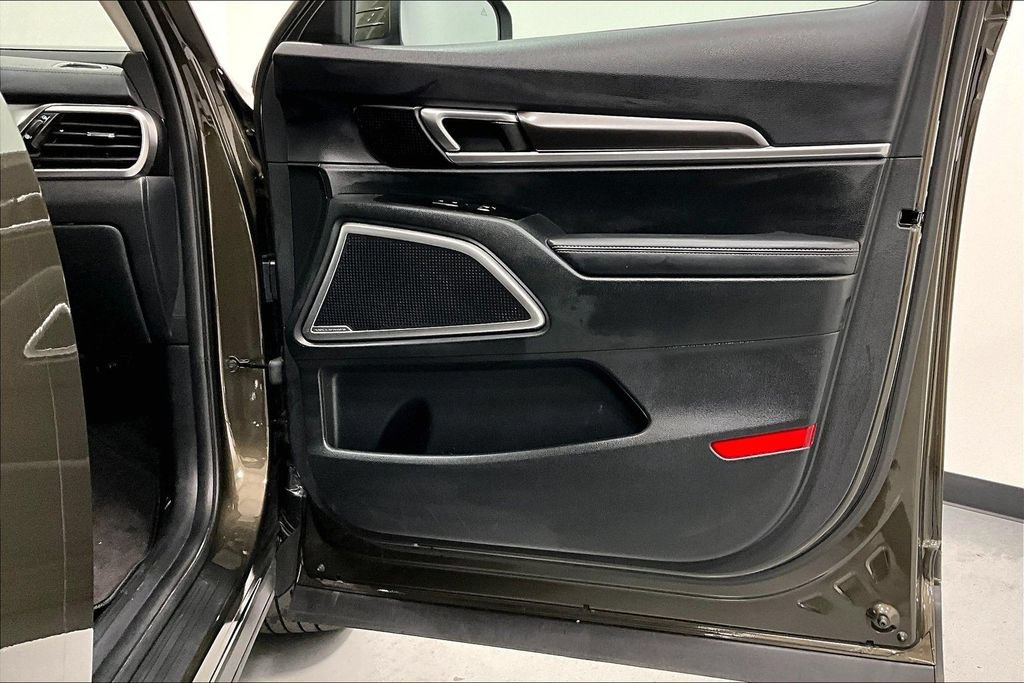 Used 2025 Kia Telluride S FWD image 23