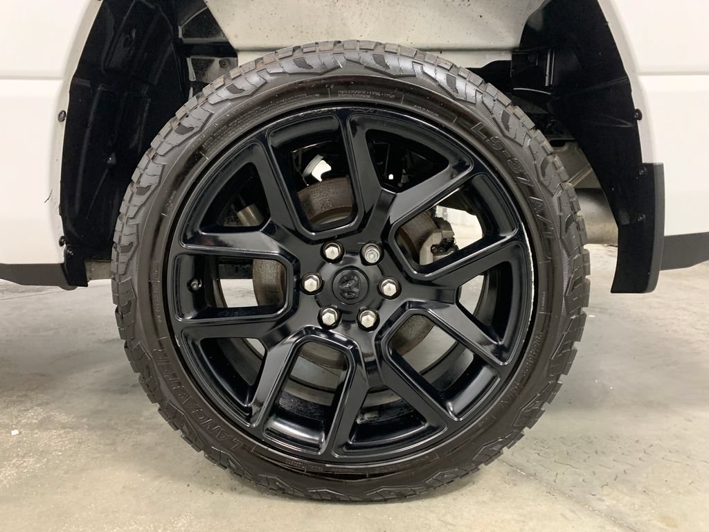 Used 2023 RAM 1500 Laramie AWD/4WD image 21