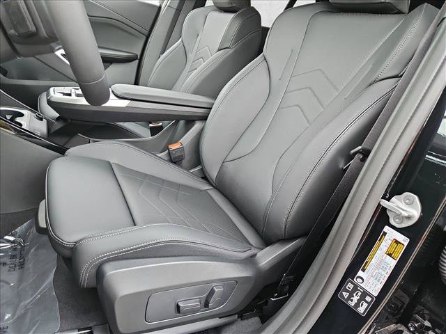 New 2026 BMW X2 xDrive28i w/ Technology Package AWD/4WD image 4