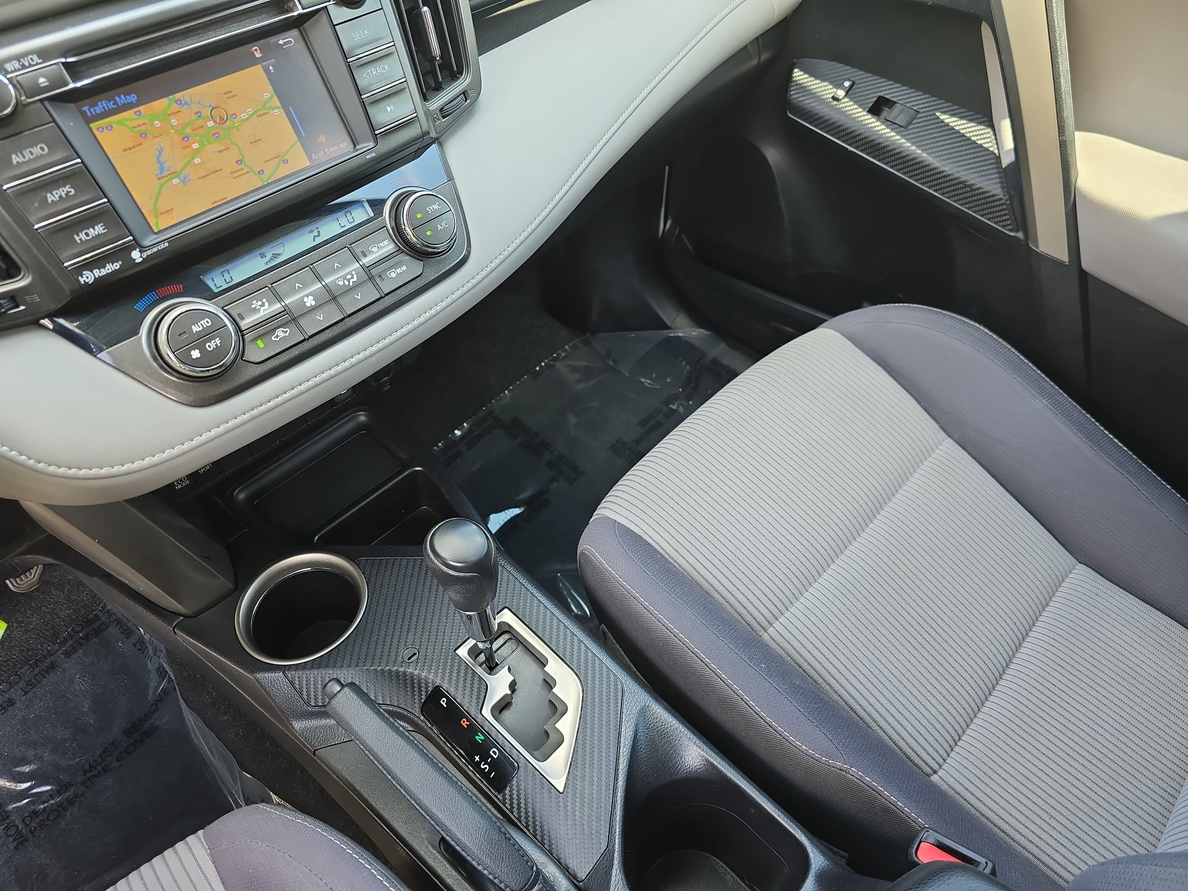 Used 2014 Toyota RAV4 XLE image 26