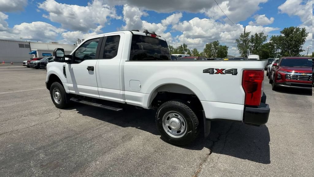 Used 2022 Ford F250 XL w/ Power Equipment Group AWD/4WD image 6