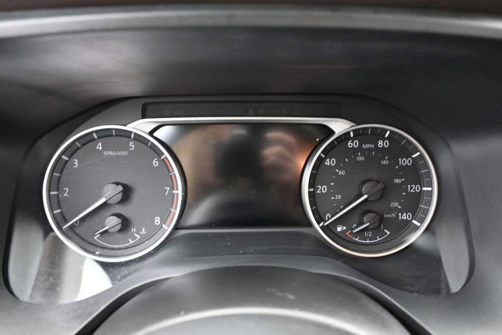 Used 2022 Nissan Rogue SV FWD image 17