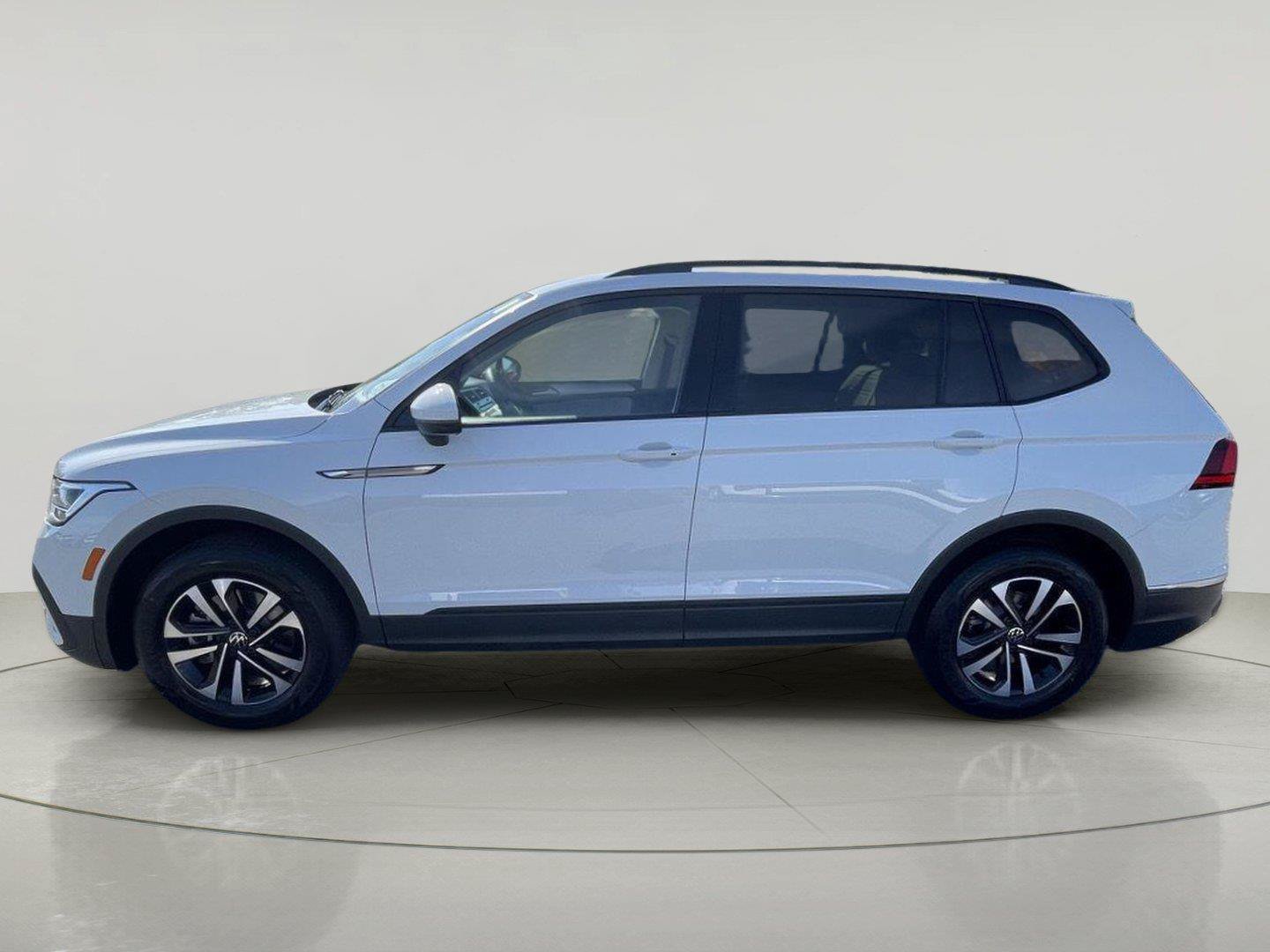 Used 2024 Volkswagen Tiguan S AWD/4WD image 4