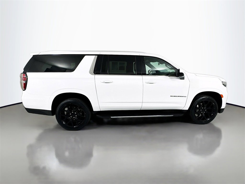 Used 2021 Chevrolet Suburban LT image 10