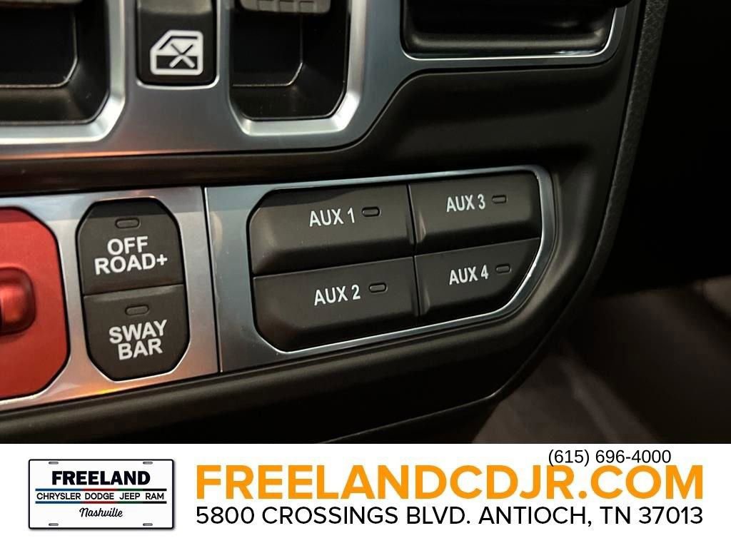 New 2025 Jeep Gladiator Rubicon w/ Convenience Group image 16