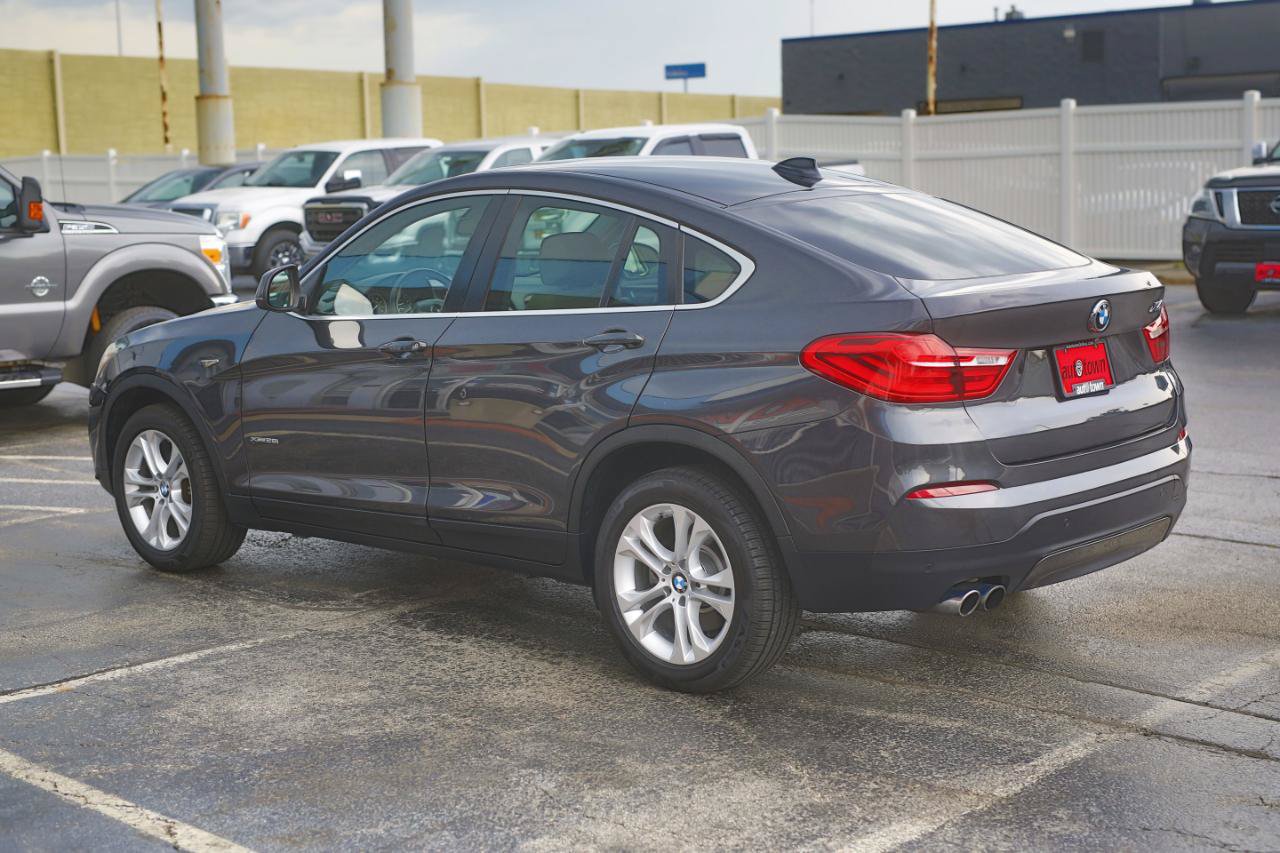 Used 2016 BMW X4 xDrive28i w/ Technology Package AWD/4WD image 14