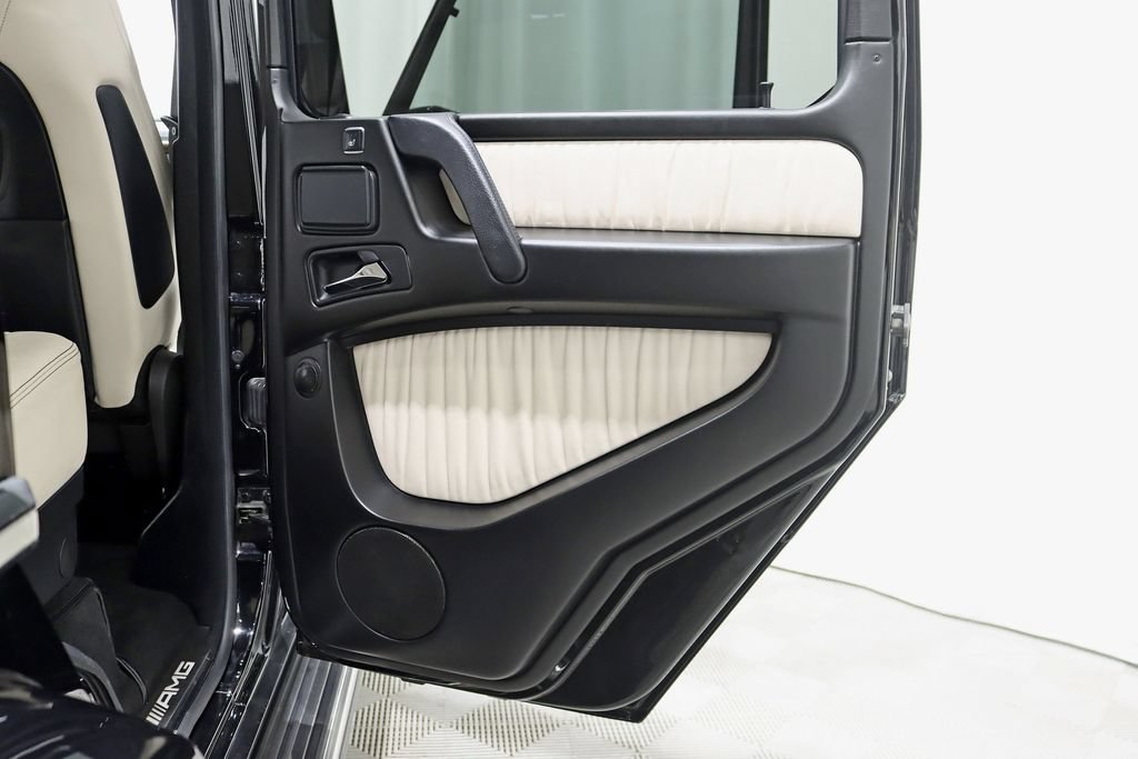 Used 2015 Mercedes-Benz G 63 AMG 4MATIC image 37