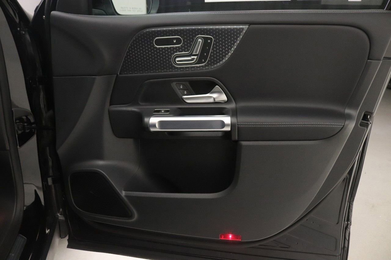 Certified 2026 Mercedes-Benz GLB 250 GLB 250 image 24