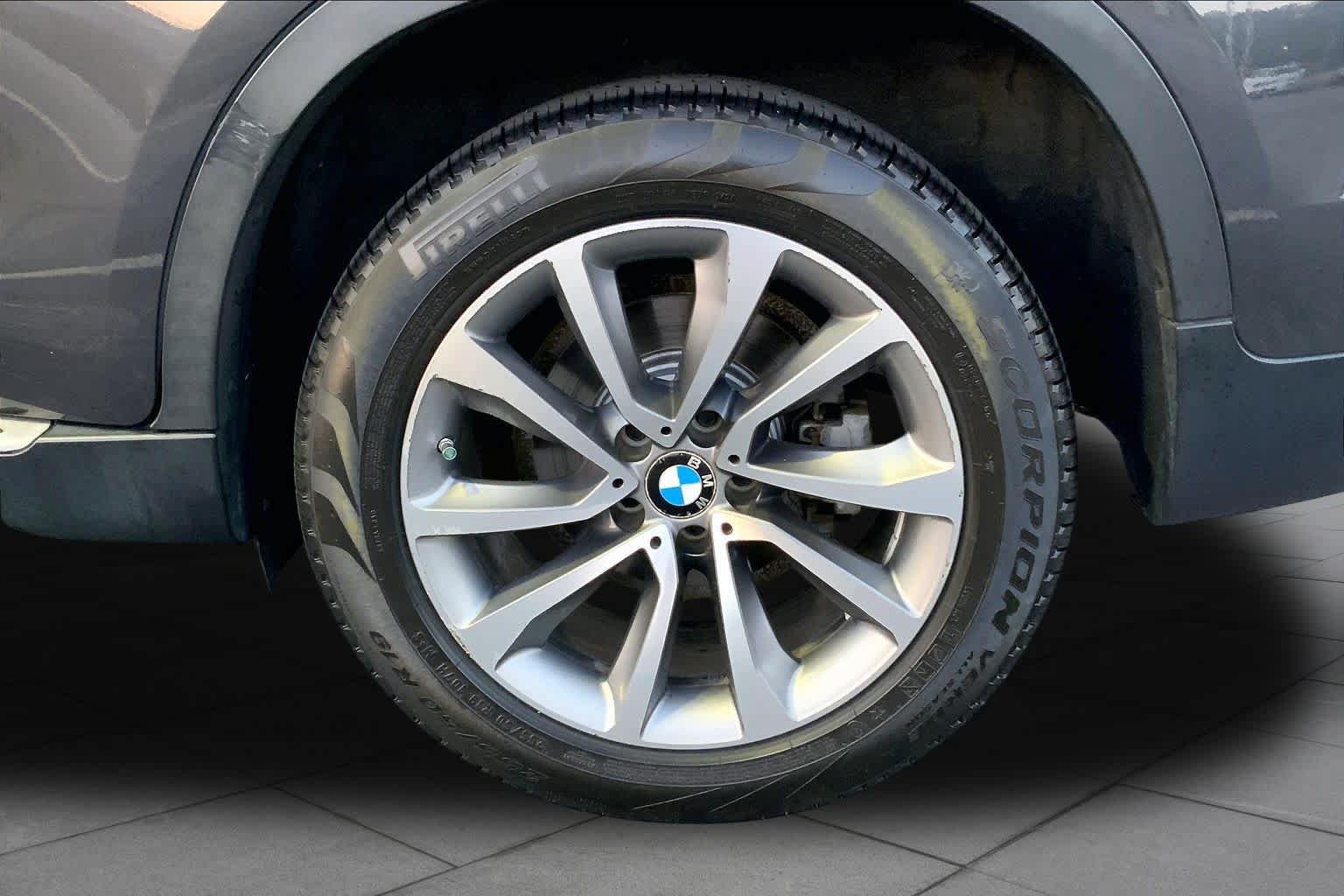 Used 2015 BMW X6 xDrive35i AWD/4WD image 10