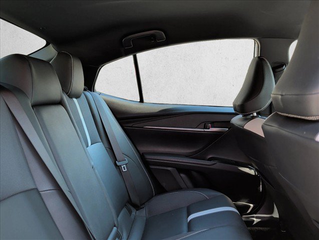 Used 2025 Toyota Camry SE FWD image 26